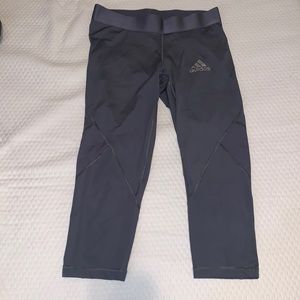 Adidas crop leggings